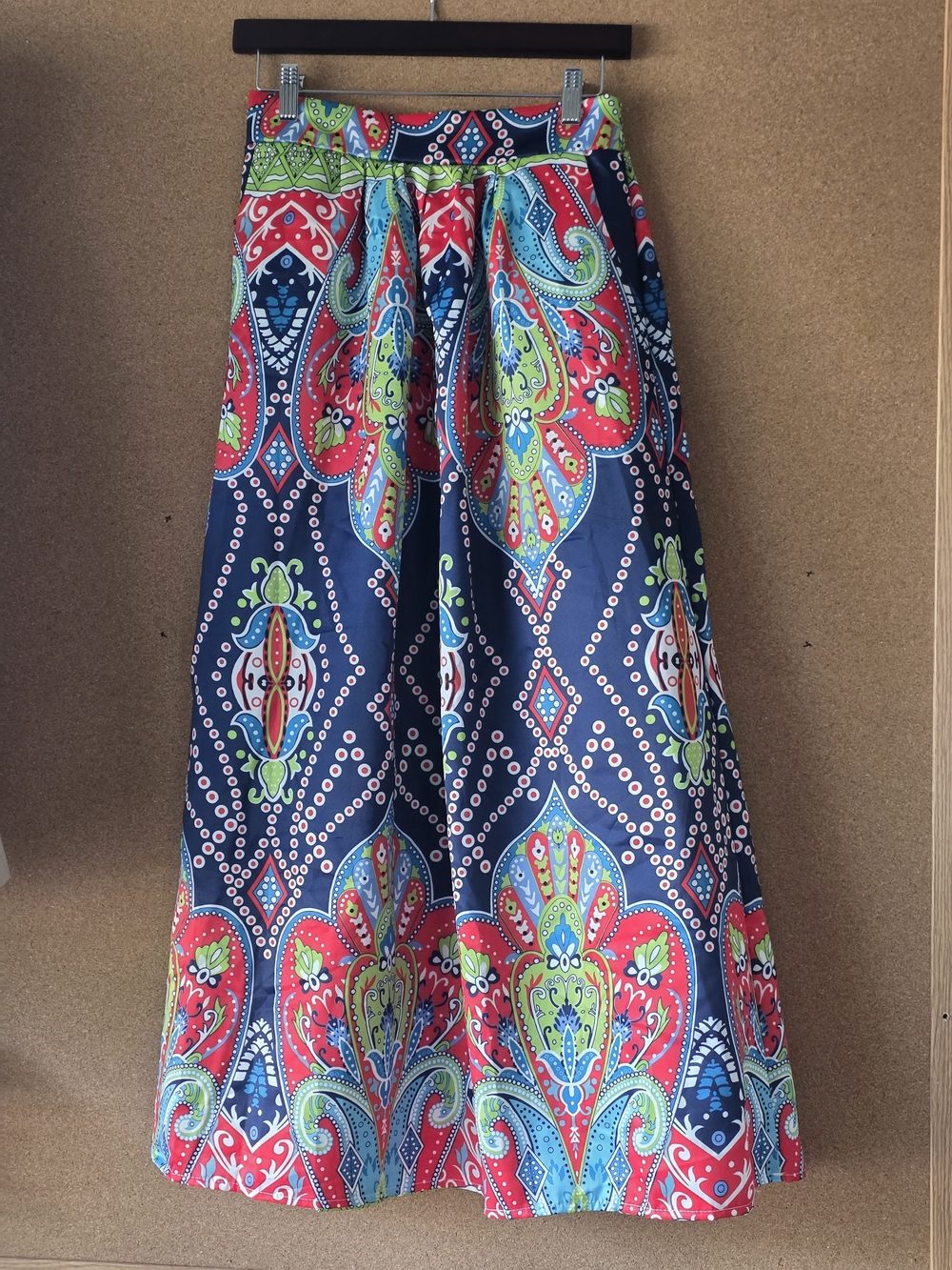 Afibi Boho Paisley Midi Skirt NWT  Size M Multicolor Bold Color With Pockets